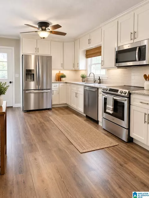 Kitchen - 33 Pine Cir, Oneonta, AL 35121 photo 1 of 2