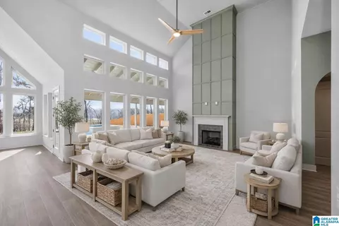 2020 Avonleigh Cres, Hoover, AL 35244