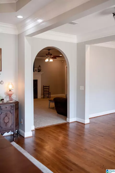 Entry Way - 465 Panoramic Cir, Warrior, AL 35180 photo 2 of 6