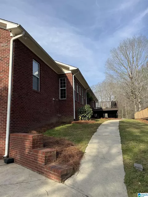 Exterior - 465 Panoramic Cir, Warrior, AL 35180 photo 9 of 10