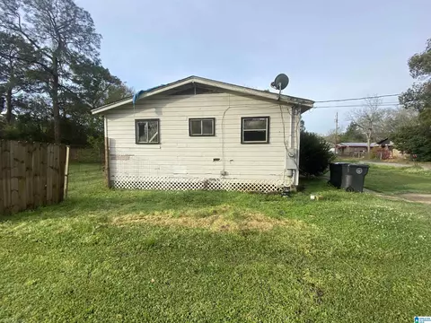 Exterior - 346 Fall Ave, Mobile, AL 36612 photo 3 of 5