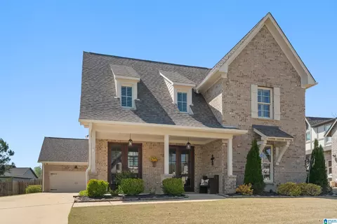 6054 English Village Ln, Birmingham, AL 35242
