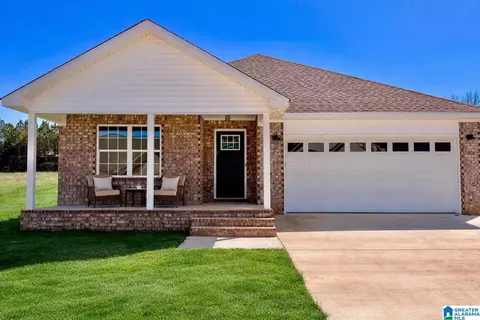 1006 Spring View Ln, Clanton, AL 35045