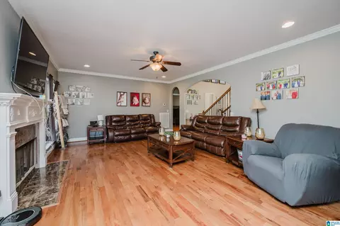 Living - 45 White Oak Cir, Dora, AL 35062 photo 1 of 1