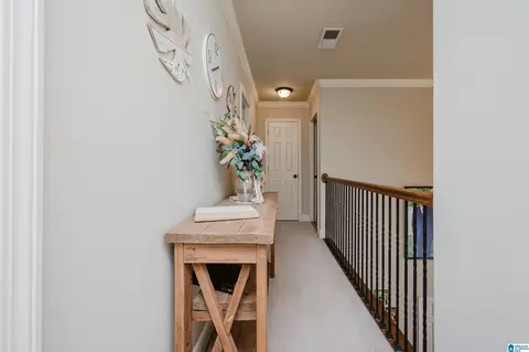 Entry Way - 45 White Oak Cir, Dora, AL 35062 photo 5 of 5