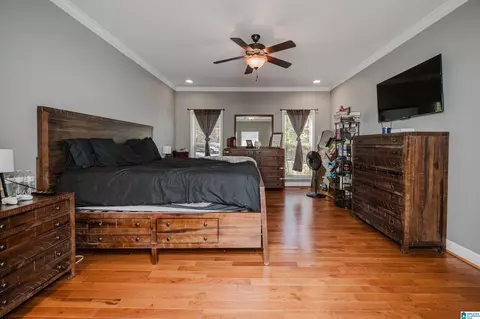 Bedroom - 45 White Oak Cir, Dora, AL 35062 photo 2 of 10