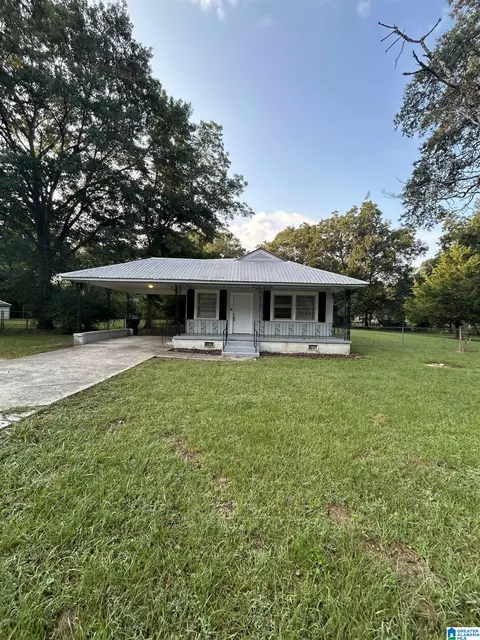 118 Cooper St, Bessemer, AL 35023
