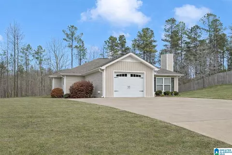 760 Magnolia Crest Ct, Odenville, AL 35120