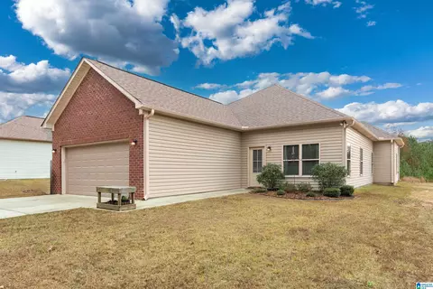 125 Bates Ln, Moody, AL 35004