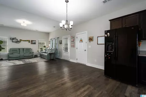 125 Bates Ln, Moody, AL 35004