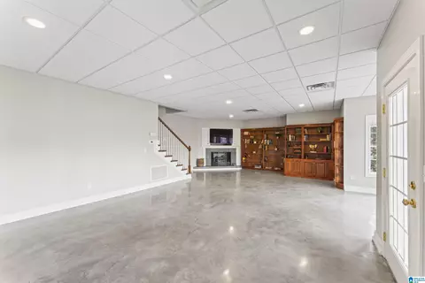 Living - 1375 County Road 249, Clanton, AL 35046 photo 5 of 5