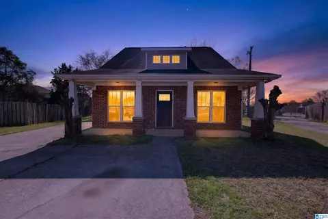 249 Creekstone Trl, Calera, AL 35040