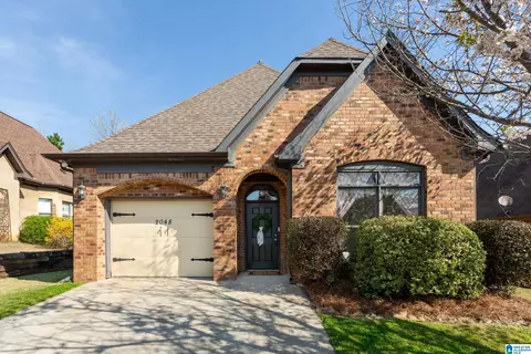 2048 Tudor Ln, Moody, AL 35004