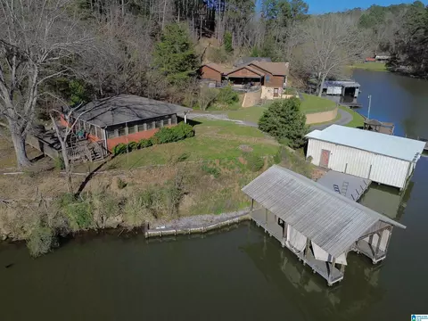 181 Sloughside Dr, Adger, AL 35006