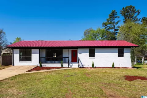 2812 Emerald Ave, Hueytown, AL 35023