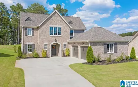 417 Glen Iris Cir, Pelham, AL 35124