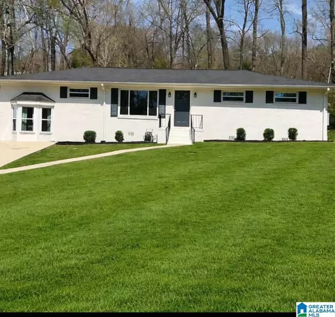 4500 Silver Lake Rd, Pinson, AL 35126
