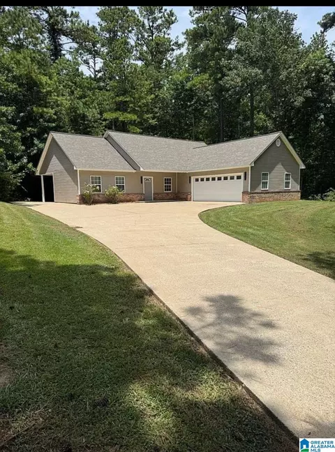 117 Mays Bend Ln, Pell City, AL 35128