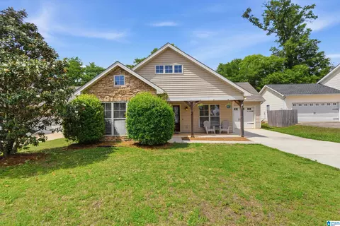 148 Stonecreek Pl, Calera, AL 35040