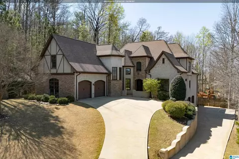 420 Tuscany Cir, Chelsea, AL 35043