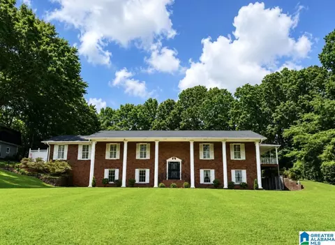 1005 Greensboro Dr, Oxford, AL 36203