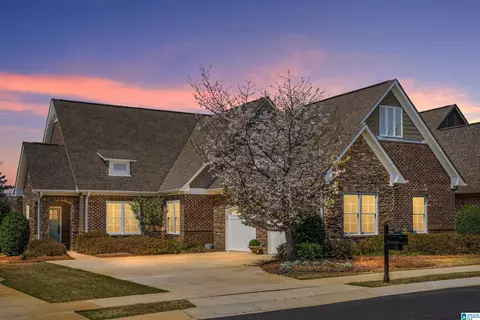 1017 Danberry Ln, Birmingham, AL 35242