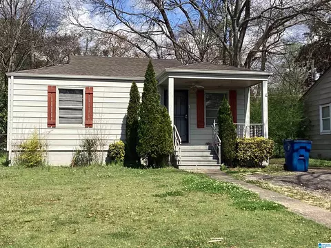 71 Wilkes Cir, Midfield, AL 35228