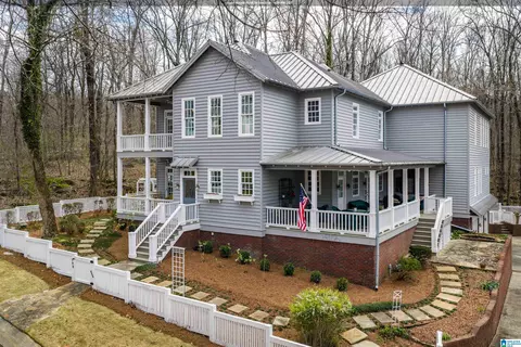 100 Randolph Rd, Hayden, AL 35079