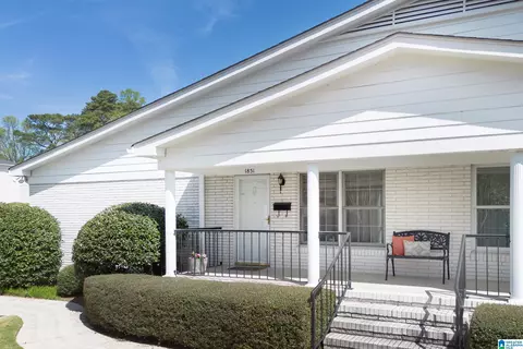 1851 Rockwood Rd #1851, Vestavia Hills, AL 35216