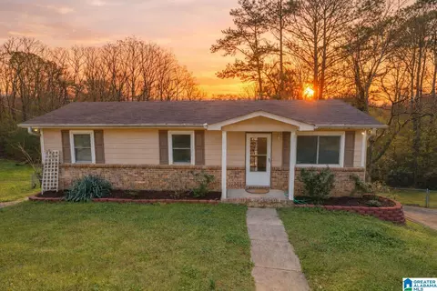 2105 5th Pl NE, Center Point, AL 35215