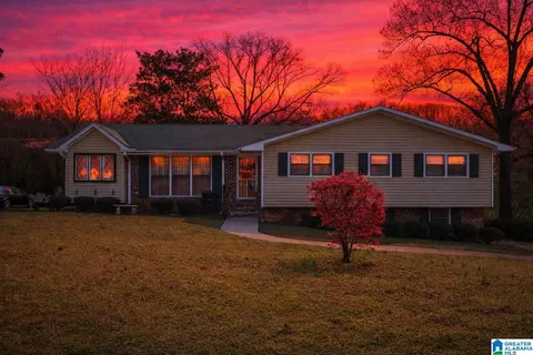 825 Northcrest Dr, Birmingham, AL 35235