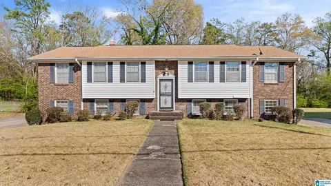 2369 6th St NW, Center Point, AL 35215