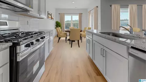 Kitchen - 175 Aberdeen Loop, Calera, AL 35040 photo 1 of 2