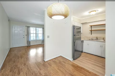 2727 Highland Ave S #204, Birmingham, AL 35205