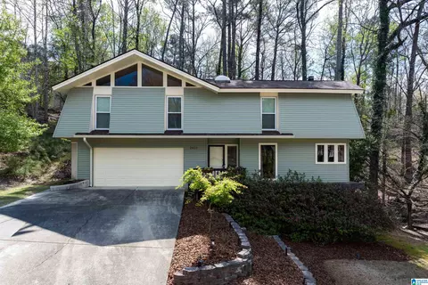 2435 Wine Ridge Dr, Birmingham, AL 35244