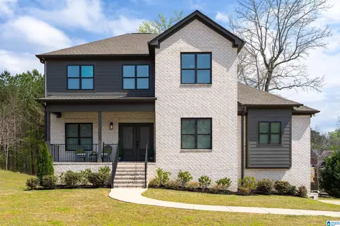 5687 Victoria Dr, Hueytown, AL 35023