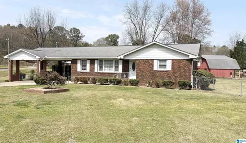 331 W Medders Dr, Anniston, AL 36206
