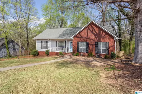 7540 Breane Dr, Trussville, AL 35173