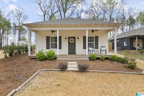 90 Cove Dr, Eclectic, AL 36024