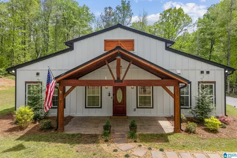 10936 Bear Creek Rd, Sterrett, AL 35147