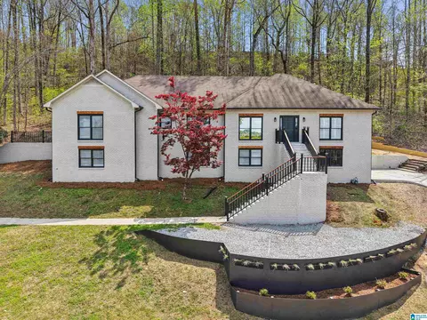 5551 Timber Hill Rd, Birmingham, AL 35242
