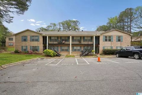 2827 Georgetown Dr #H, Hoover, AL 35216