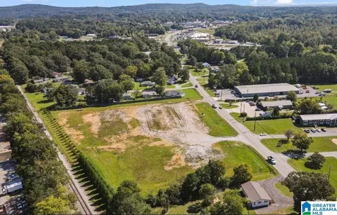400 W College St #2, Columbiana, AL 35051