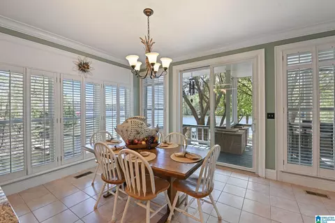 Dining - 11550 County Road 28, Clanton, AL 35046 photo 1 of 2