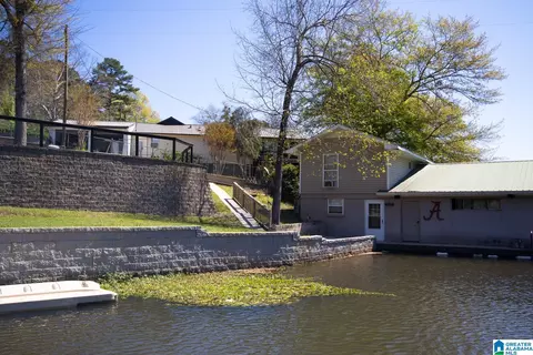 174 County Road 741, Clanton, AL 35046
