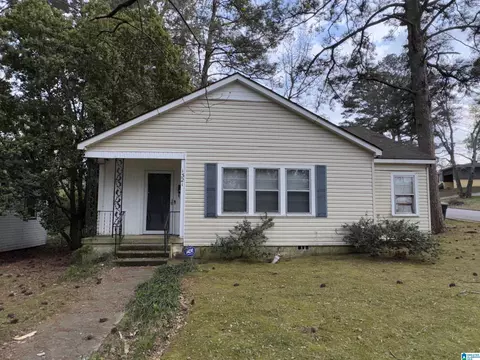 1321 Kentucky Ave, Gadsden, AL 35903