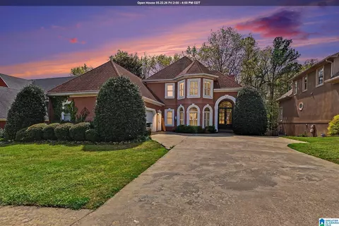2368 Ridge Trl, Birmingham, AL 35242