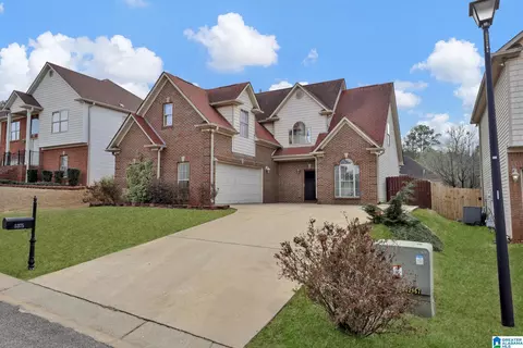 5375 Summerset Cir, Bessemer, AL 35022