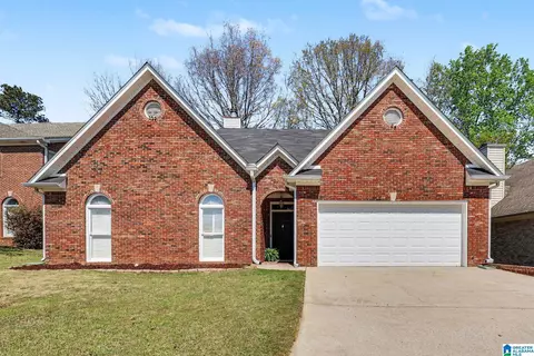 1582 Bent River Cir, Vestavia Hills, AL 35216