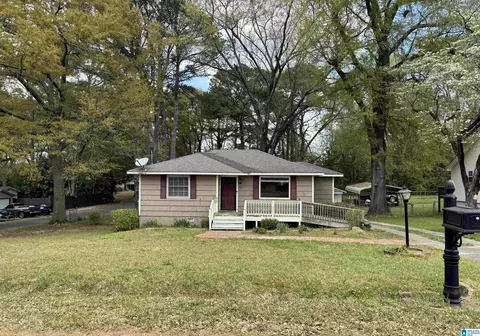 516 Parks Rd, Gardendale, AL 35071